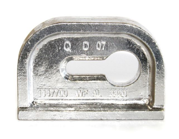 Aluminum banjo eye for 5/8" chain